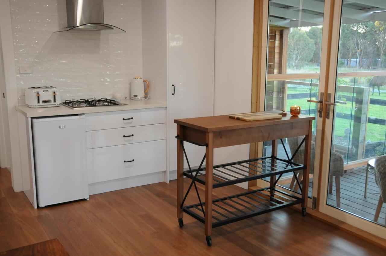 Wagtail Nest Country Retreat - Longford Vic 3851 Bed & Breakfast Sale Eksteriør bilde